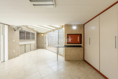 Image 28 - 1018859