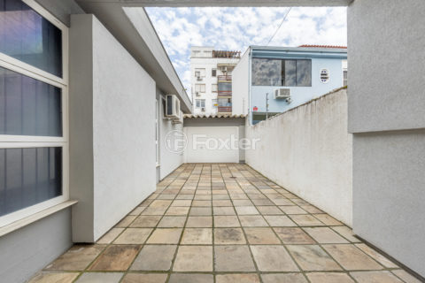Image 32 - 1018859