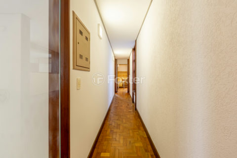Image 7 - 1018859
