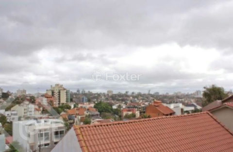 Image 17 - 1018872