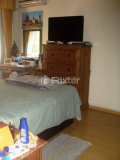 Image 22 - 1018881