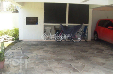 Image 7 - 1018881