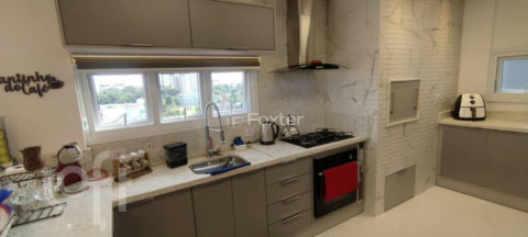 Image 1 - 1018899