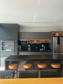 Image 3 - 1018900