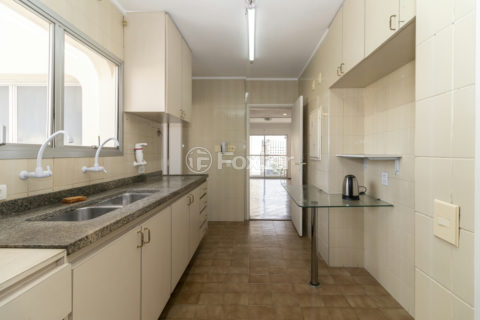 Image 27 - 1018911