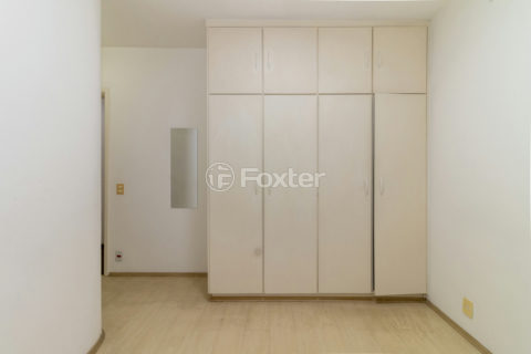 Image 18 - 1018911