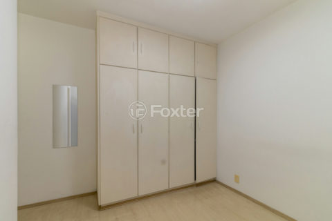 Image 17 - 1018911