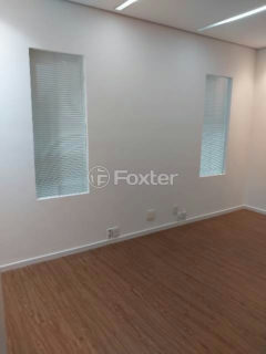 Image 1 - 1018929