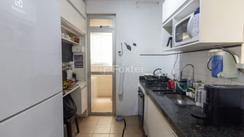 Image 6 - 1018930