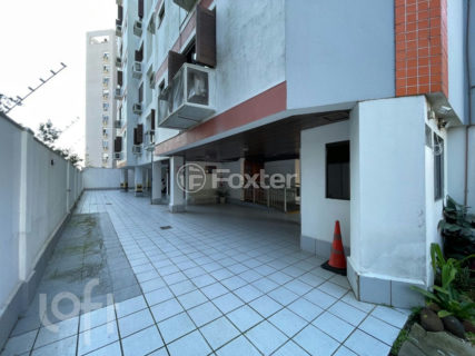 Image 45 - 1018937