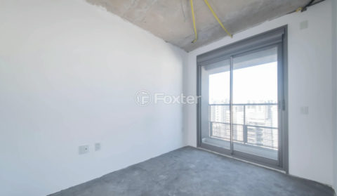 Image 21 - 1018942