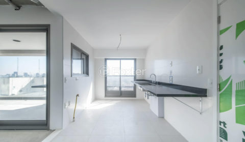 Image 7 - 1018942