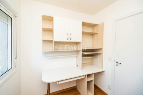 Image 8 - 1018945