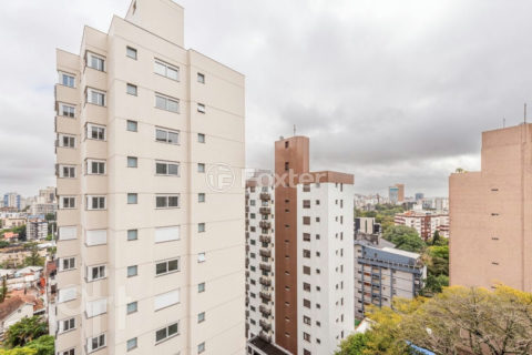 Image 43 - 1018948