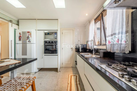 Image 31 - 1018948