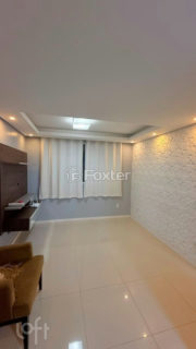 Image 1 - 1018981