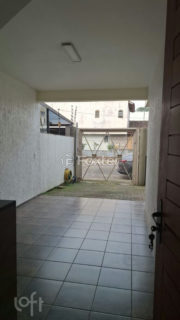 Image 44 - 1018997
