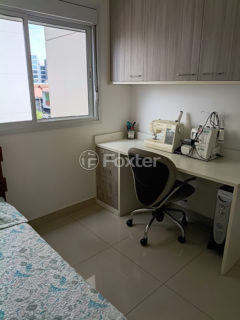 Image 11 - 1019025