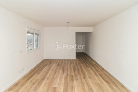 Image 2 - 1019037