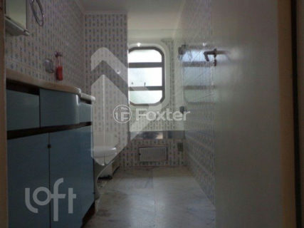 Image 11 - 1019042