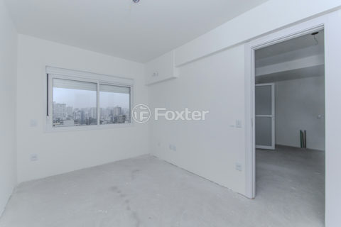 Image 10 - 1019162