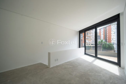 Image 3 - 1019174