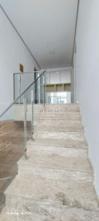 Image 30 - 1019210