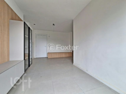 Image 7 - 1019240