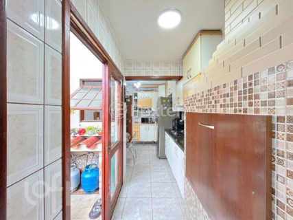 Image 34 - 1019257