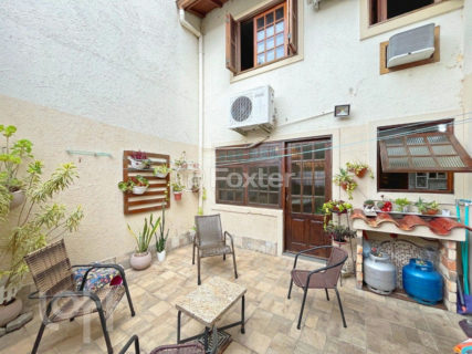 Image 37 - 1019257