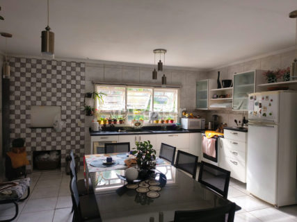 Image 4 - 1019303