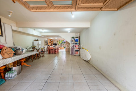 Image 38 - 1019303