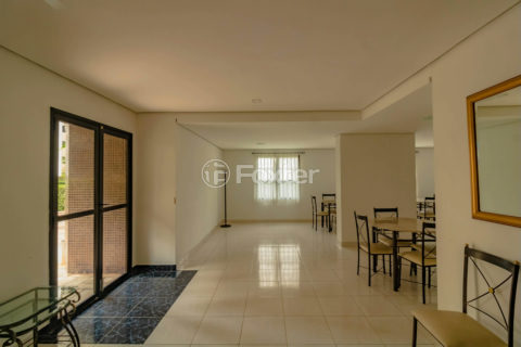 Image 32 - 1019305