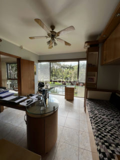 Image 22 - 1019308