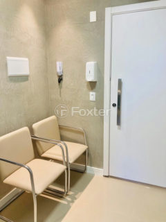 Image 2 - 1019326
