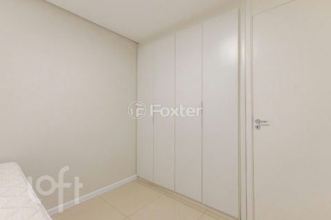 Image 24 - 1019329