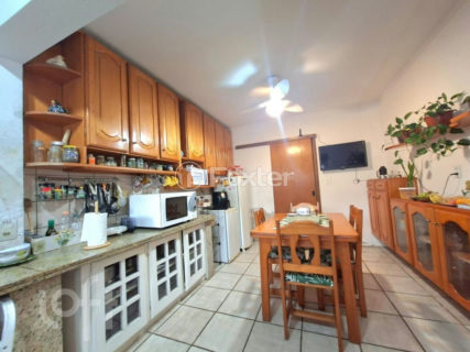 Image 3 - 1019335
