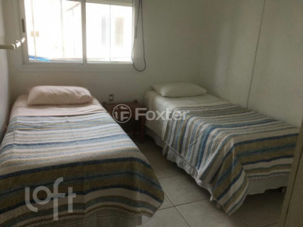 Image 9 - 1019342