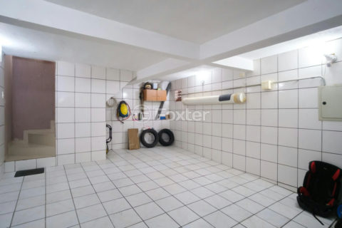 Image 29 - 1019351
