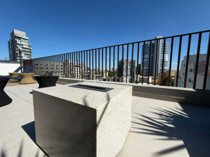 Image 13 - 1019355