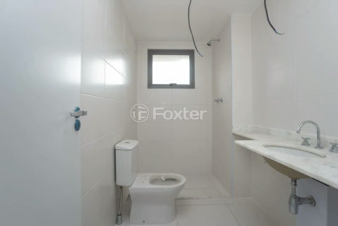 Image 14 - 1019370