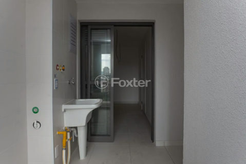 Image 23 - 1019370