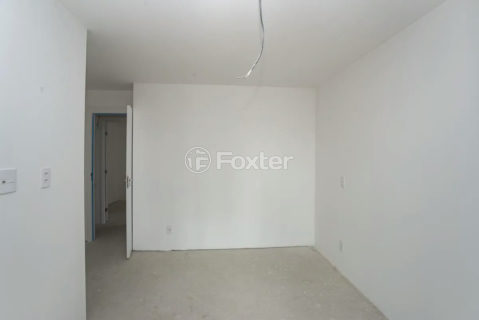 Image 12 - 1019370