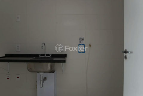 Image 19 - 1019370