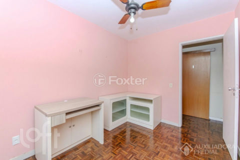 Image 18 - 1019382