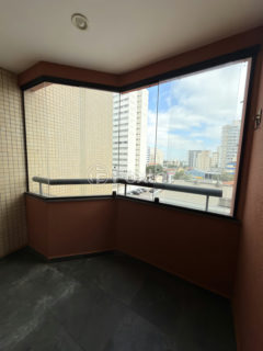Image 16 - 1019442
