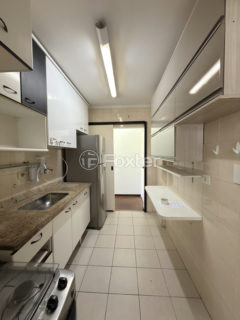 Image 18 - 1019442