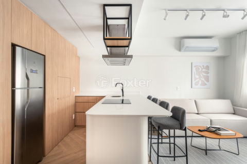 Image 5 - 1019457