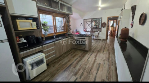 Image 10 - 1019485
