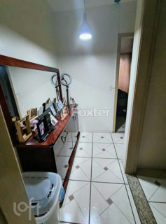 Image 10 - 1019542